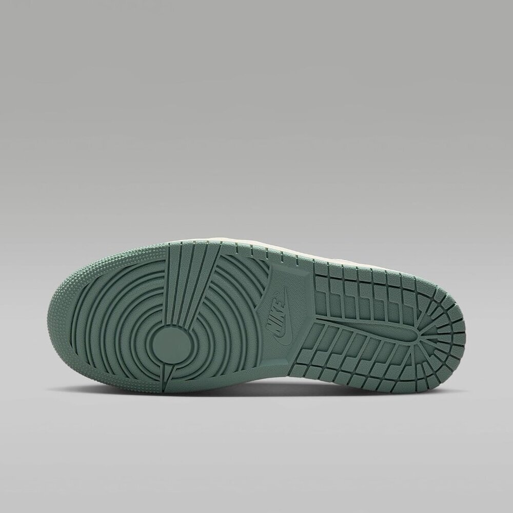 Women's Air Jordan 1 Low-Top Shoes - Picture 2 of 6